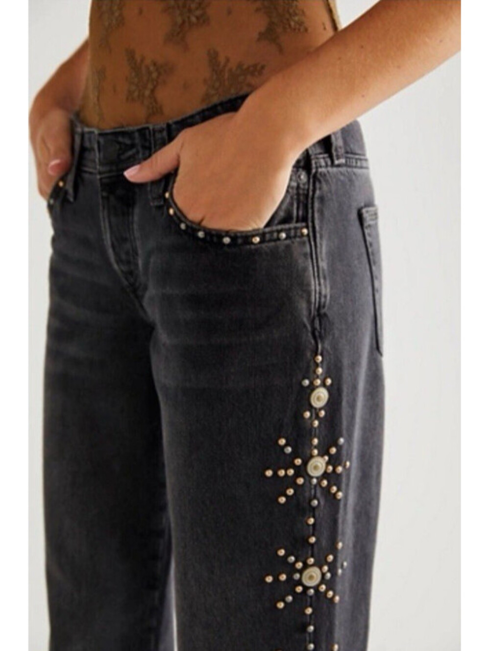 Free People Cooper Studded Mid Rise Boyfriend Jeans Size 29 Dark Gray Button Fly